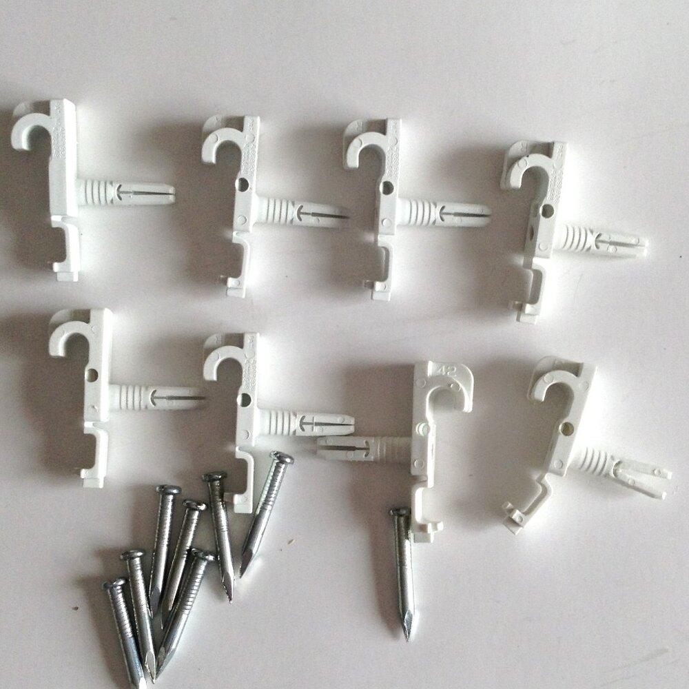 Set of 8 White Fast Set Back Clip W/Drive Pin Wall Shelving Renovating DIY